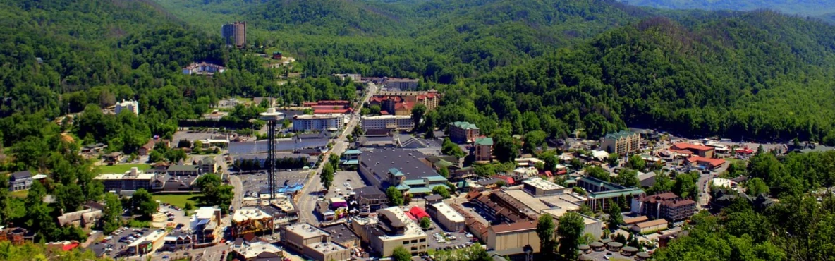 Gatlinburg for Couples: 10 Romantic Spots in the Smoky Mountains