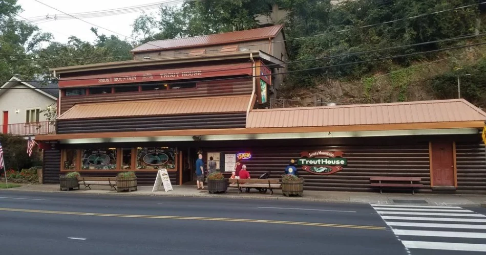 10 Best Restaurants in Gatlinburg