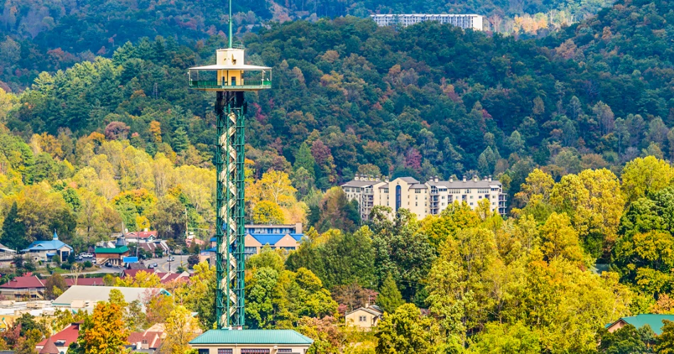 Gatlinburg for Couples: 10 Romantic Spots in the Smoky Mountains